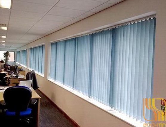 Rèm lá dọc cản nắng 100%, màu xanh da trời